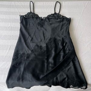 NWT VICTORIA’S SECRET Vintage 1980’s Gold Label Black Chemise Slip Lace Size M